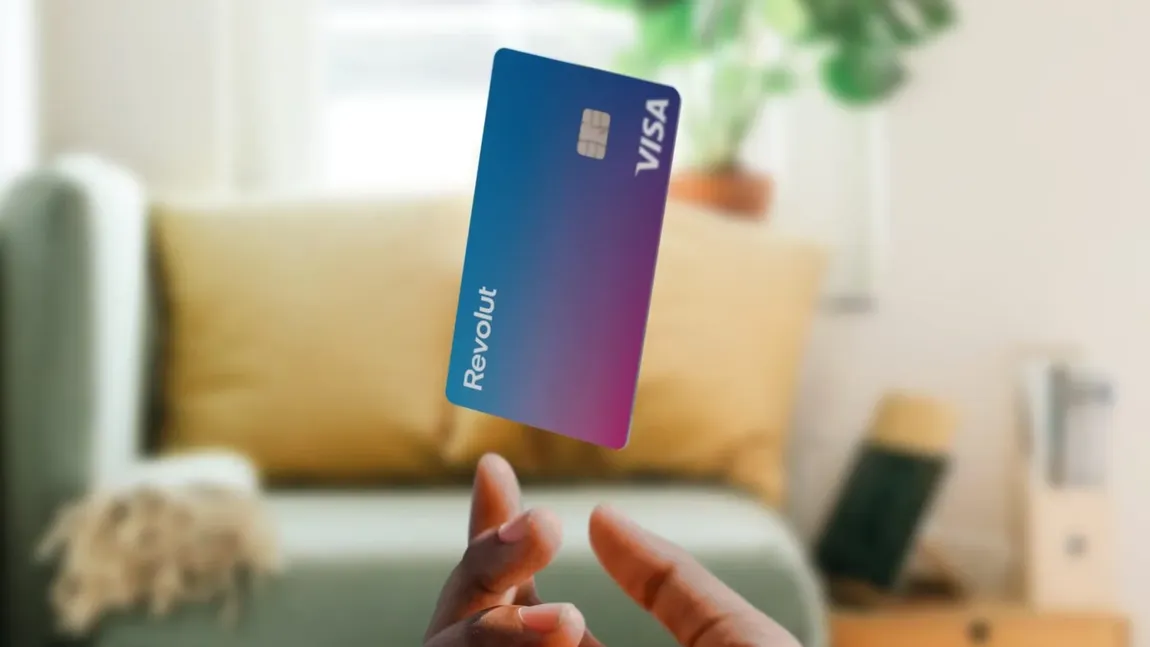 Schimbare importantă pentru posesorii de card Revolut din Bucureşti