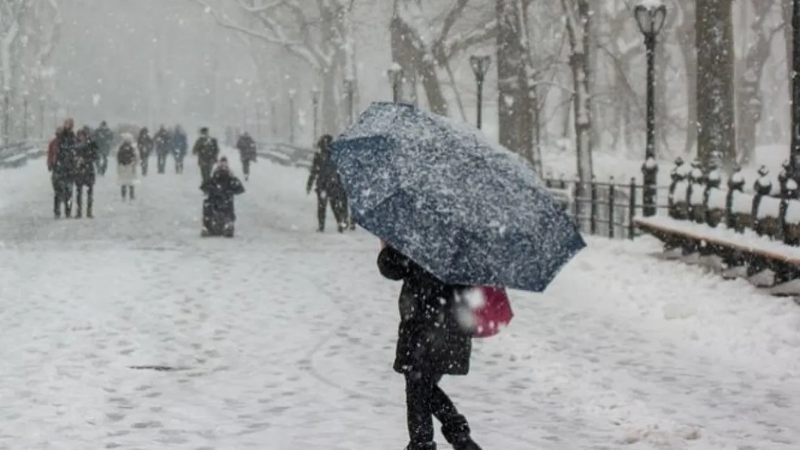Meteorologii Accuweather au refăcut prognoza meteo. Va ninge 15 zile în martie, în acest oraș din România