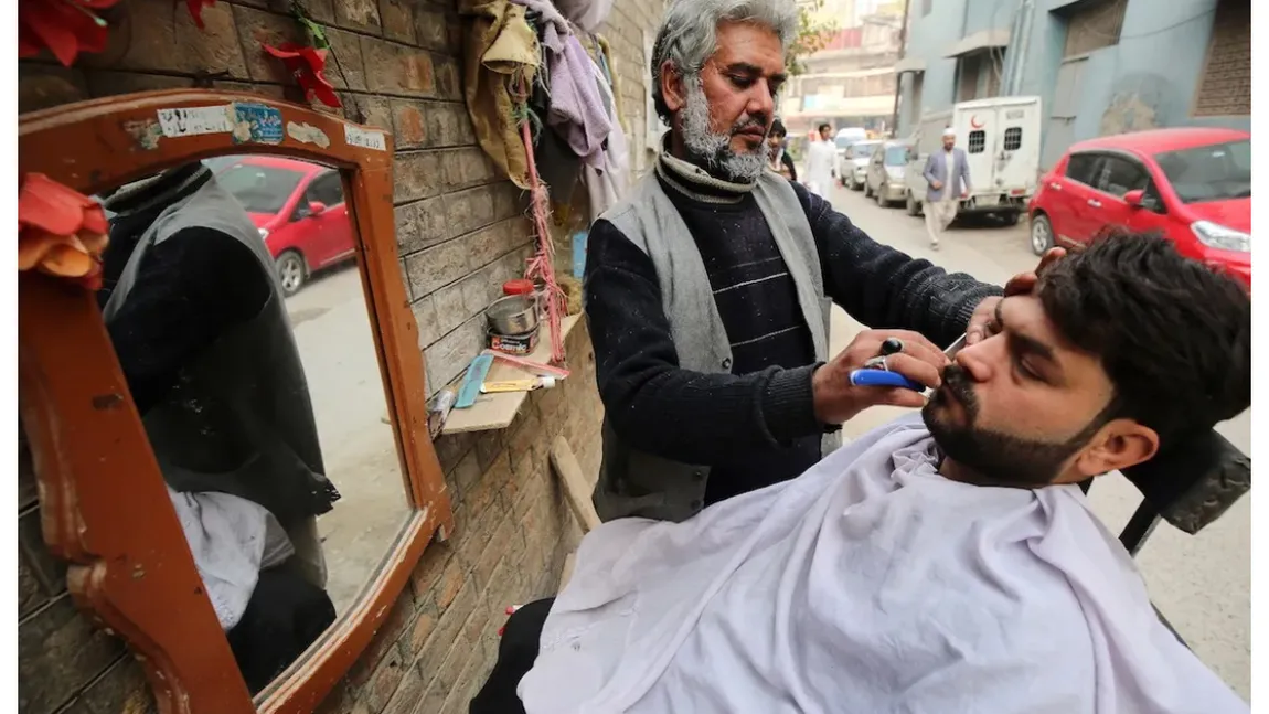 Anchetă în Pakistan după uciderea a 6 frizeri, găsiți împușcați în cap în același oraș