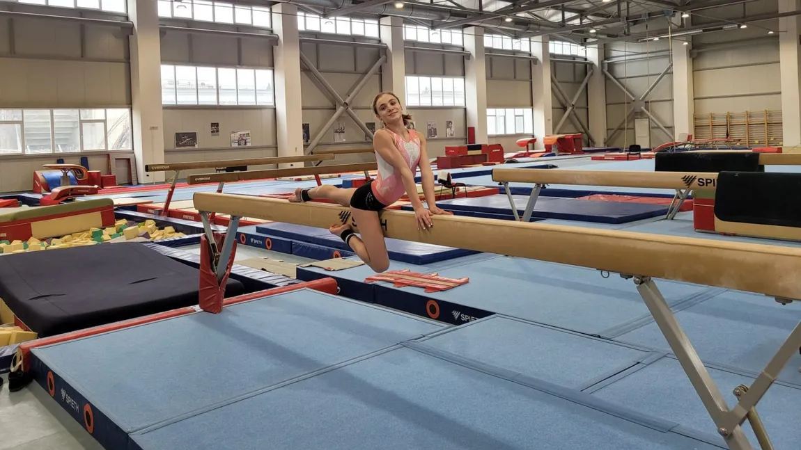 Scandal la Complexul Lia Manoliu. Sabrina Voinea s-a bătut cu o sportivă din notul național de haltere: ”S-au păruit ca în filme!”