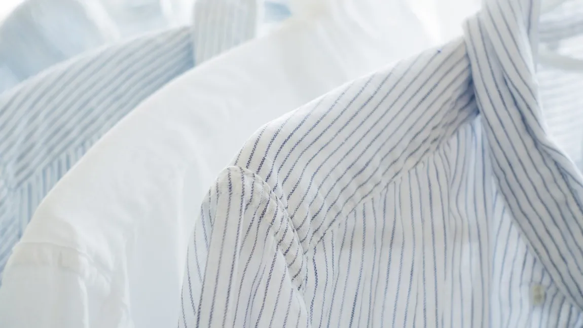 Cum sa previi îngălbenirea hainelor. 7 trucuri simple sa pastrezi lucrurile albe ALBE, fără 