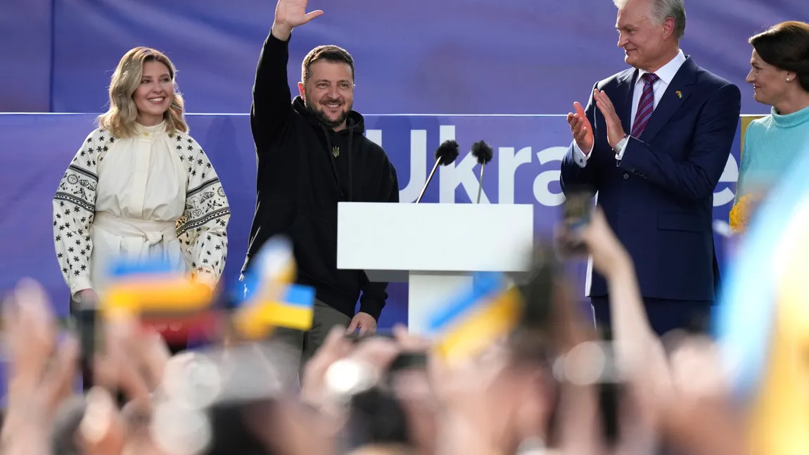 Ce avere are Volodimir Zelenski. Familia președintelui Ucrainei a obţinut venituri de peste 292.000 euro în 2023 