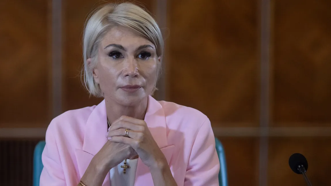 Raluca Turcan, ministru al Culturii: „Realitatea e că Bucureştiul are nevoie de schimbare. De ce? Piedone ar muta best jobs pentru familia lui la Primăria Bucureşti, iar Nicuşor Dan e depăşit de provocări”