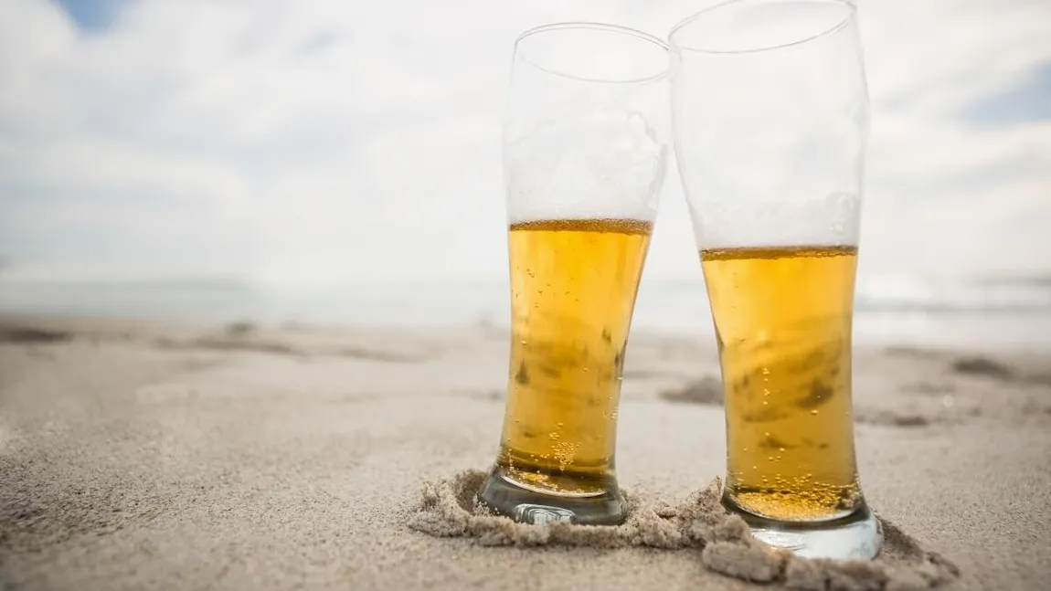 Cât a ajuns să coste un pahar de bere rece pe litoralul românesc. În acest sezon estival trebuie să ai portofelul bine pregătit