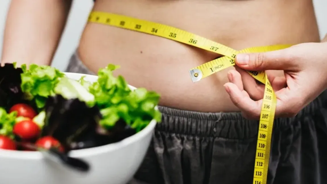 Salata 'Doamna la Dietă'. Masa perfectă pentru seară, care te scapă de kilogramele în plus