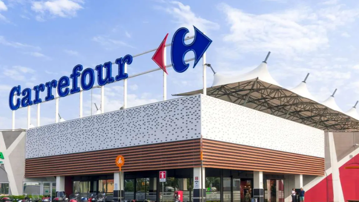 Carrefour a concediat peste 900 de persoane și a închis aproape 100 de magazine în Polonia