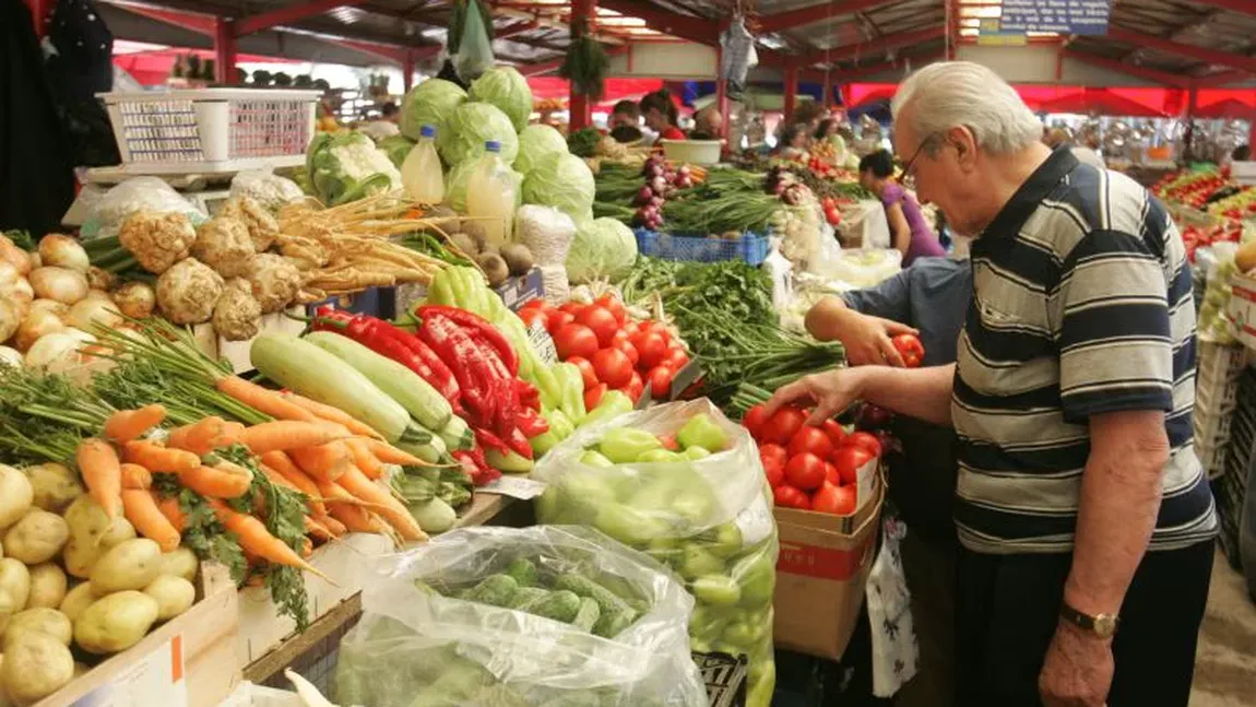 Cum să îți faci cumpărăturile corect în piață. Cea mai bună metodă prin care să alegi fructele și legumele care sunt proaspete și gustoase