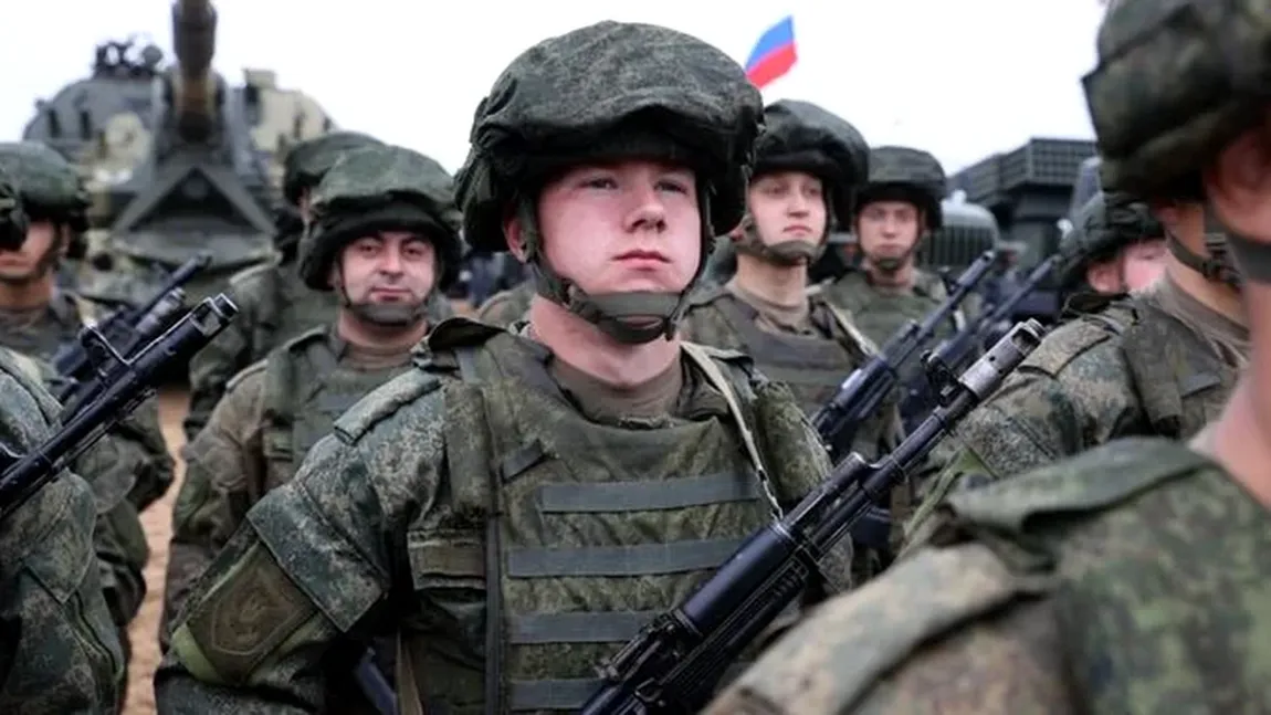 Vladimir Putin majorează plățile unice pentru bărbații care merg la război. Câți bani primesc rușii care pleacă pe front