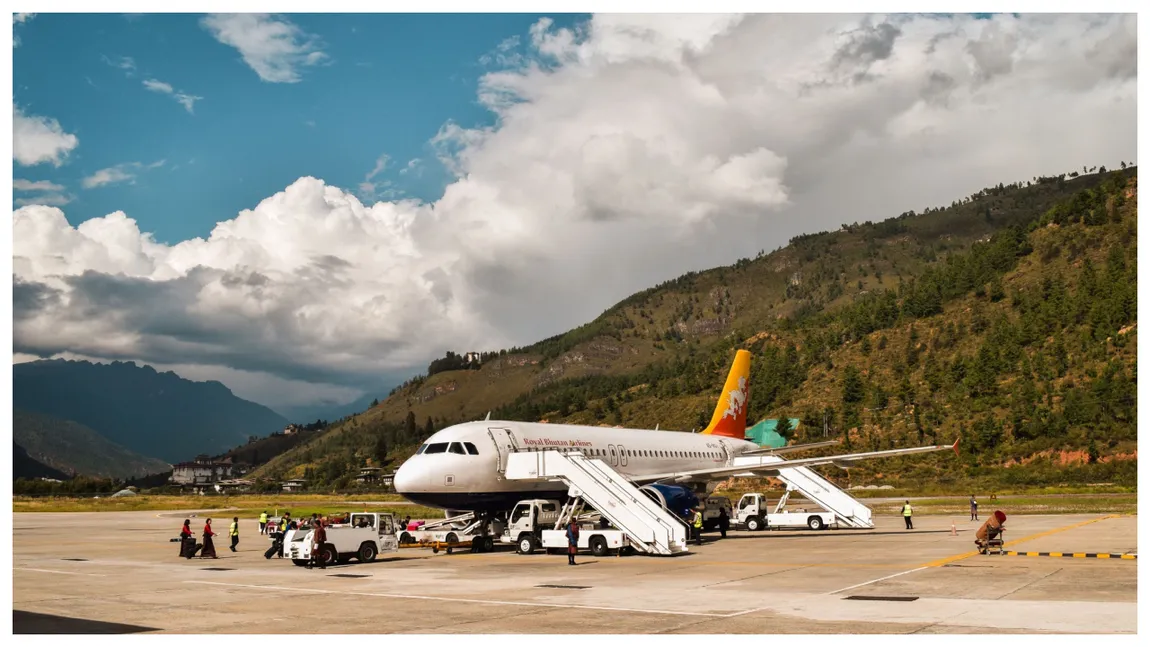 Aeroportul cu cel mai mare risc. Doar 50 de piloți au voie să decoleze și să aterizeze pe acesta