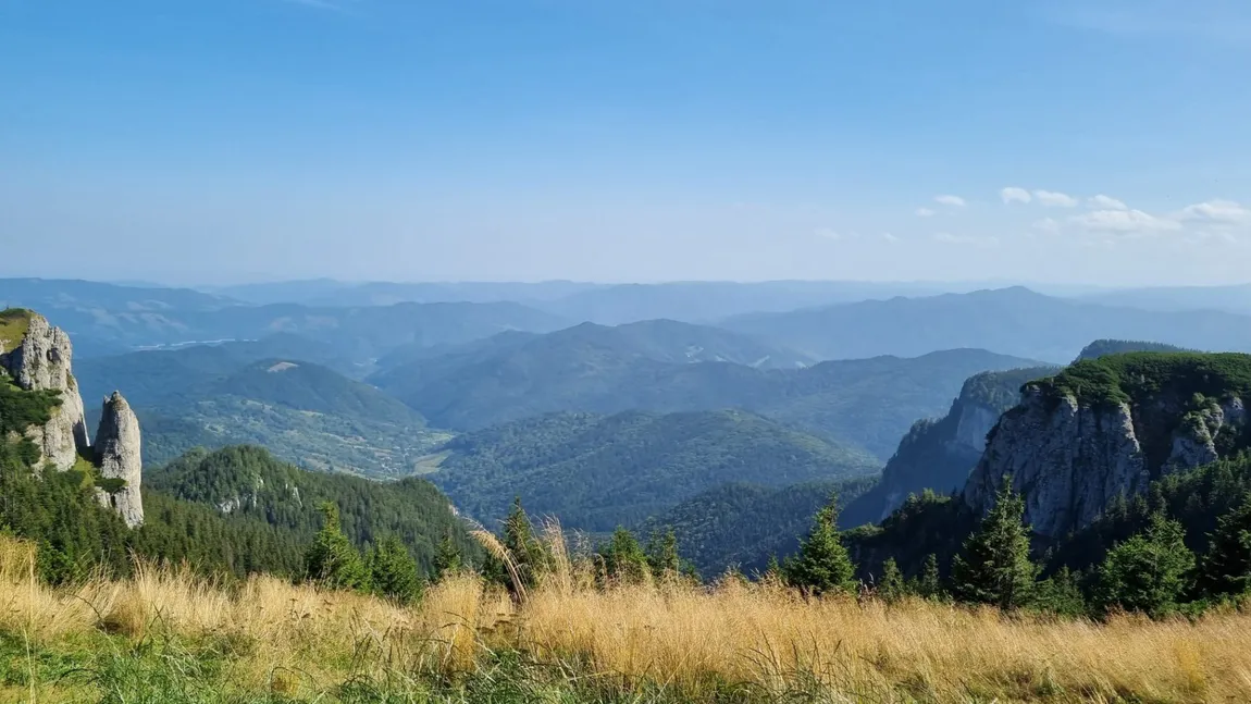 Prognoza meteo 16 - 29 septembrie. Ploi și vreme rece, apoi temperaturile vor crește spre valori peste normal