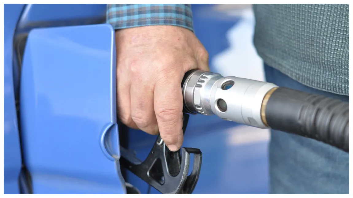 Peste 70.000 de kilograme de carburant au fost furate de șoferii unei firme de salubritate din Timișoara