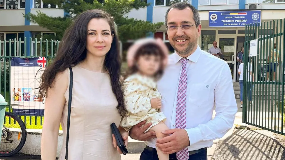 Vlad Voiculescu, relaţie tensionată cu Laura Ştefănuţ, mama fiicei sale. Cum au fost surprinşi la două luni după 