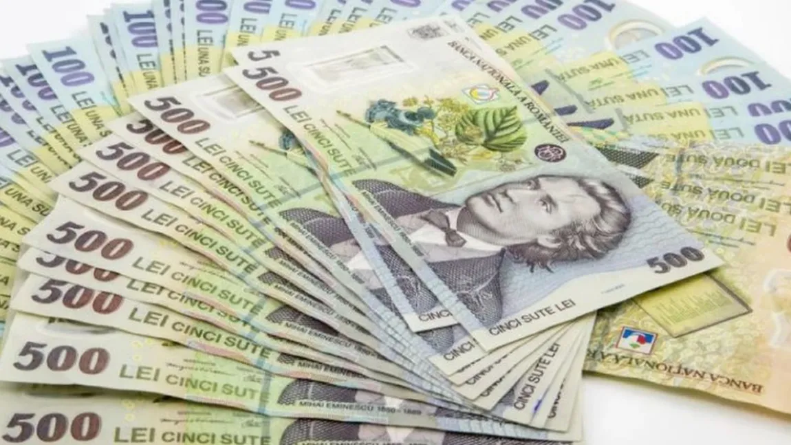 Românii sunt dependenți de salariu. Doar 1 la sută din venituri provin din investiții