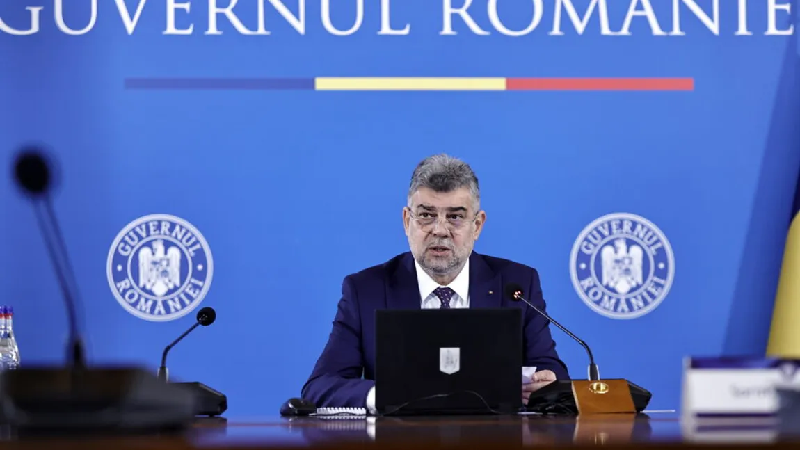 Sondaj CURS. Ce spun românii despre căderea Guvernului înainte de alegeri. Cum comentează cazul Dianei Şoşoacă