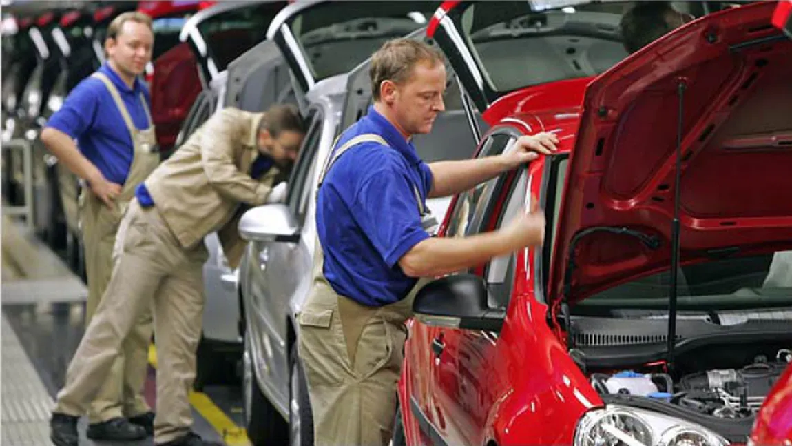 Concedieri masive la cel mai mare constructor auto din Europa