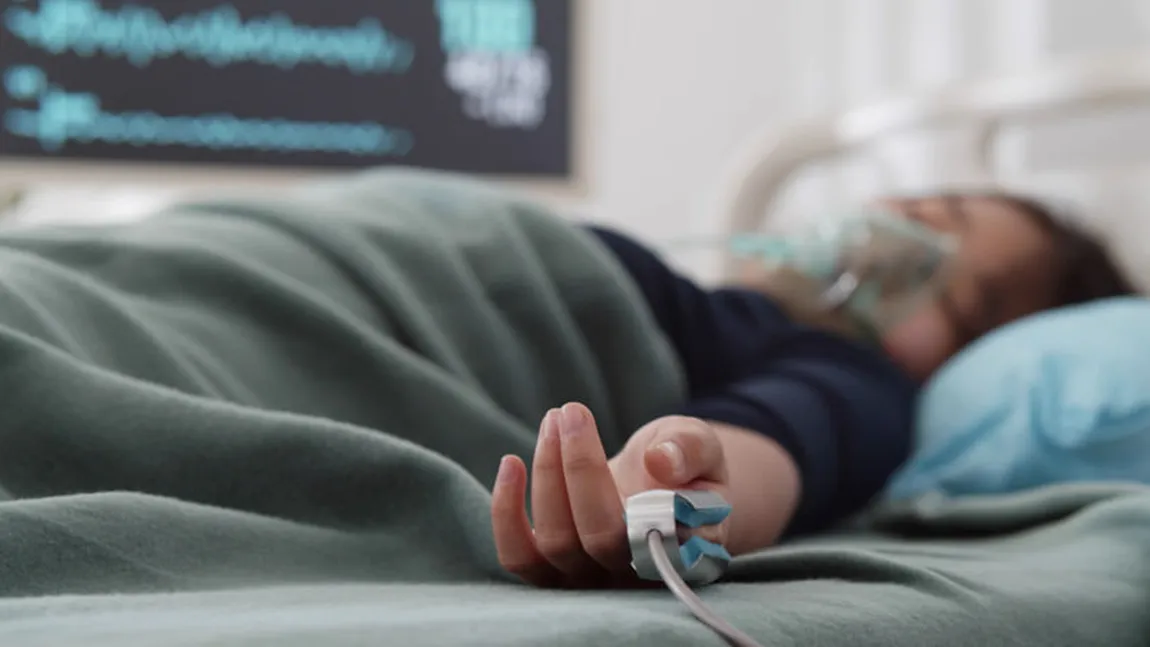 Creştere alarmantă a cazurilor de pneumonie în România. Care sunt categoriile de vârstă cele mai afectate