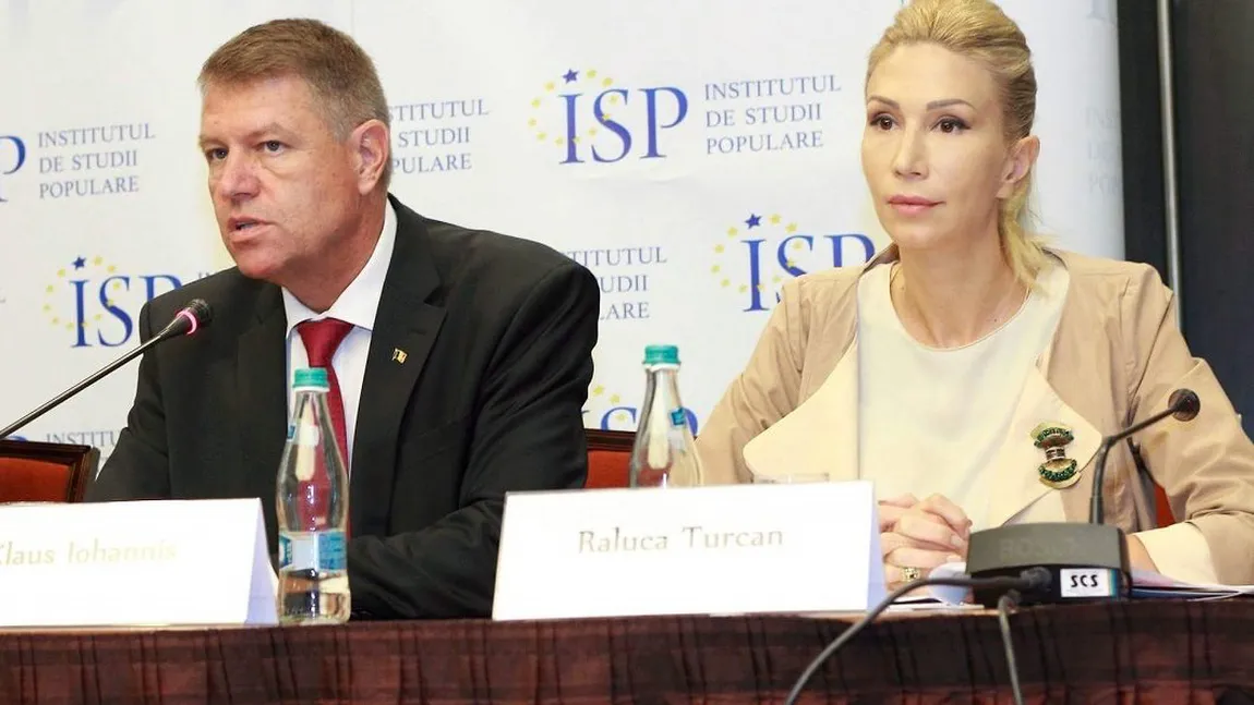 Raluca Turcan îl  vrea pe Klaus Iohannis în PNL. 