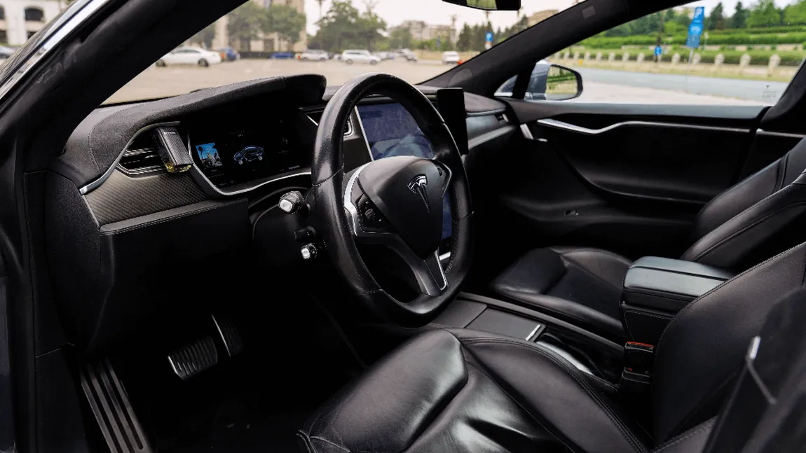 Încă o Tesla a fost implicată într-un accident mortal. Patru persoane și-au pierdut viața