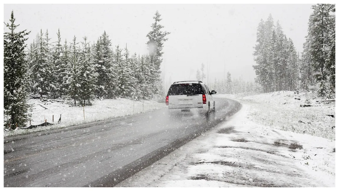 Va ninge jumătate din luna noiembrie. Meteorologii EaseWeather anunță schimbarea drastică a vremii. Cum va fi de Sărbători