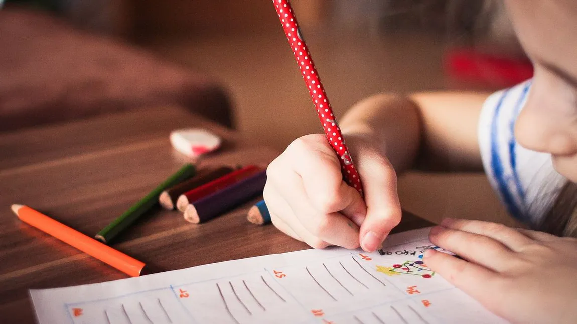 Ce se întâmplă cu alocaţiile copiilor în decembrie. Autorităţile au luat deja decizia