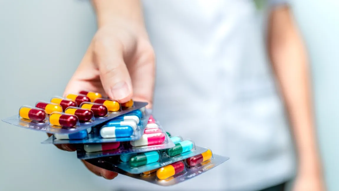 Peste un milion de oameni mor anual din cauza bacteriilor rezistente la antibiotice