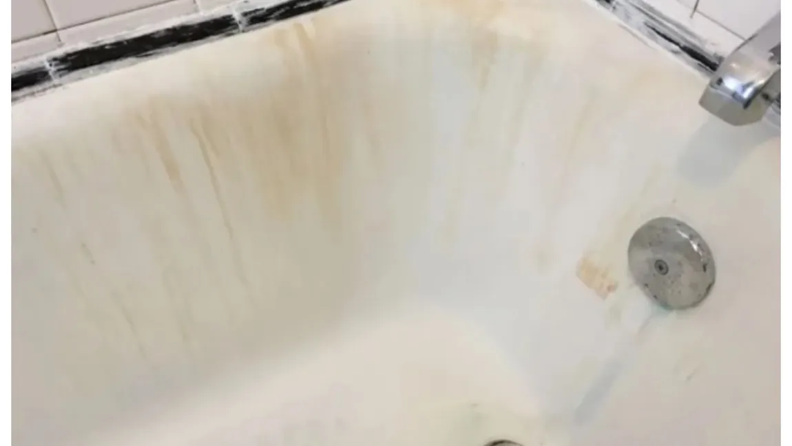 Cum să albești cada veche. Trucurile naturale la care apelează gospodinele