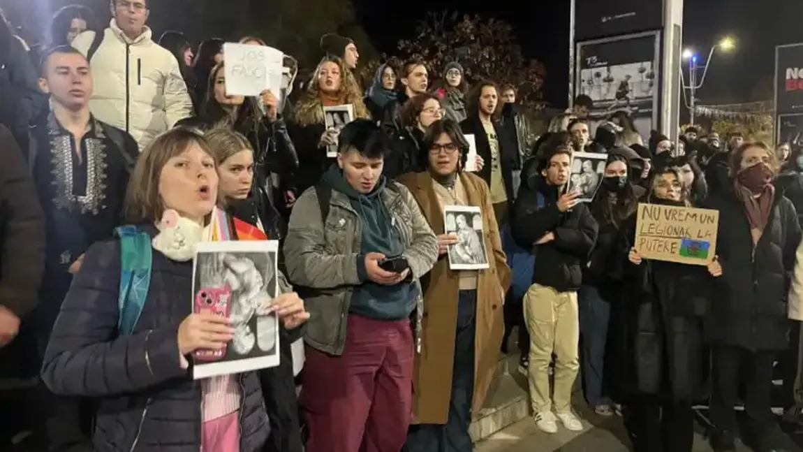 Mitinguri împotriva lui Călin Georgescu în marile orașe. ”Iubirea de țară nu e legionară!”. ”Ne-am ferit de AUR și am dat peste balaur”