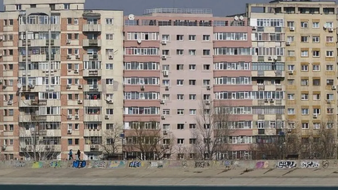Amendă pentru toți românii care stau la casă și la bloc. Pot plăti 5.000 de lei dacă nu fac asta