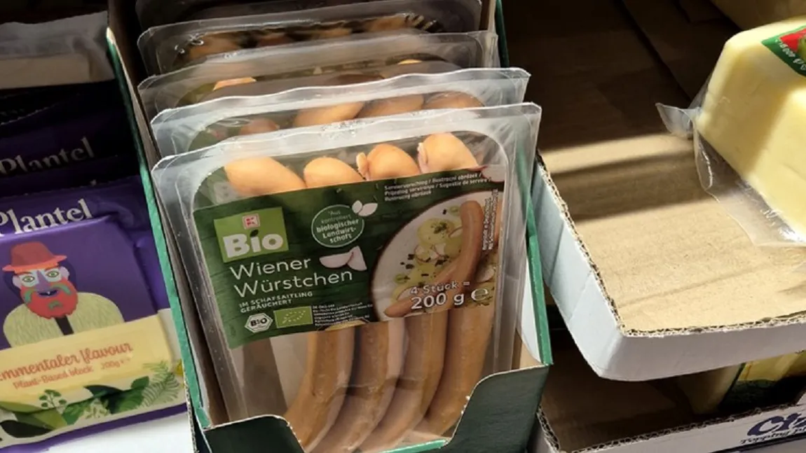 Din ce sunt făcuți cârnații de post din Kaufland. Sunt de proastă calitate și de patru ori mai scumpi decât cârnații de porc