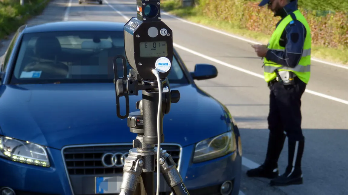 Italia crește substanțial amenzile din Codul Rutier: 6.000 de euro pentru șoferii băuți, 1.000 de euro pentru cei care vorbesc la mobil!