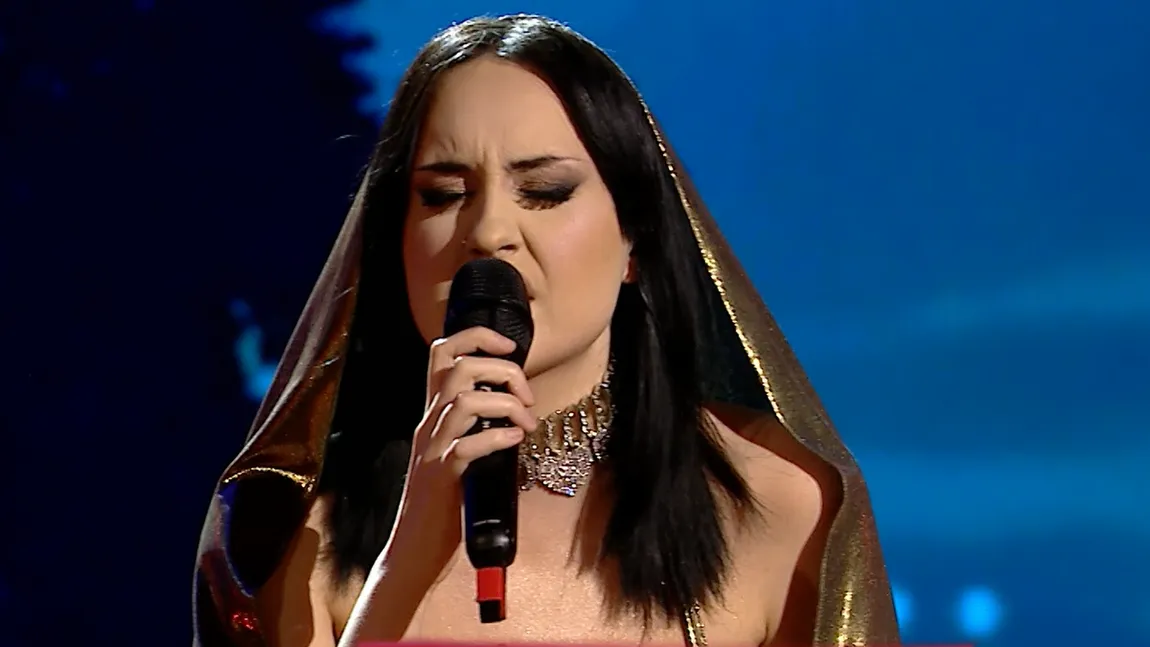CÂŞTIGĂTOR VOCEA ROMÂNIEI 2024. Cine este Raluca Moldoveanu, fana stilului gotic pe care s-au bătut toţi antrenorii