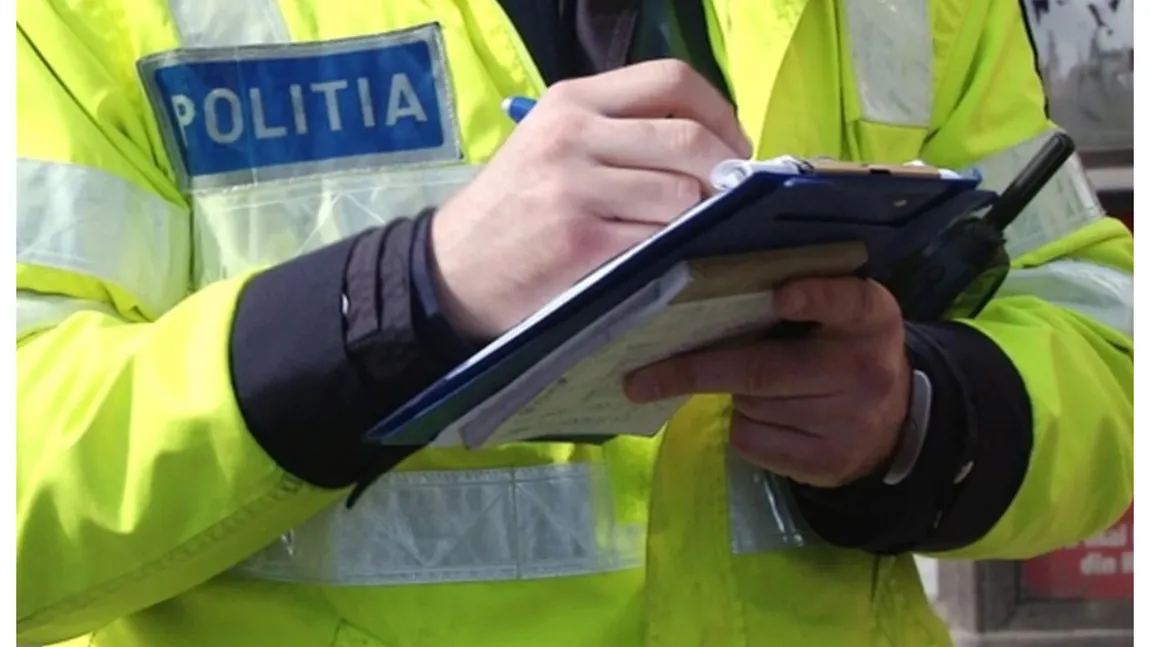 COD RUTIER 2024. Amenzi uriașe pentru șoferii care nu au aceste două obiecte în mașină