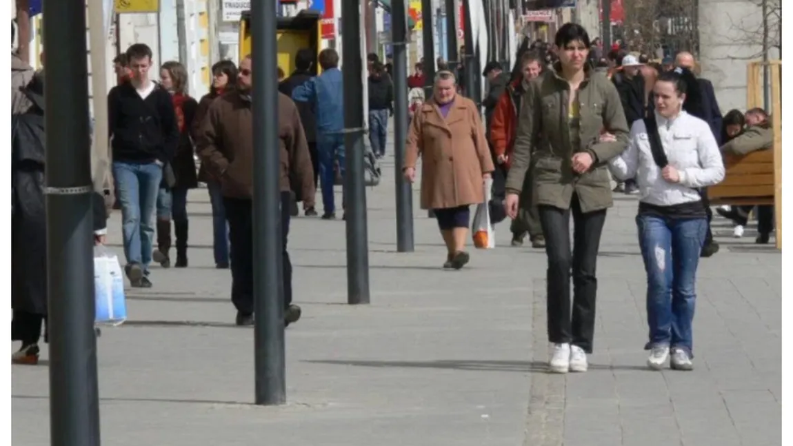 Ce își doresc românii în 2025. Un job nou, o mărire salarială și mai mult timp liber, principalele obiective ale angajaților din România