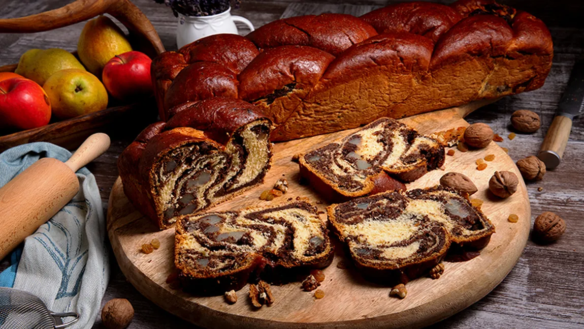 Greșeala alimentară pe care o fac mulți români când mănâncă cozonac. Riști să te îngrași, dar și să te îmbolnăvești