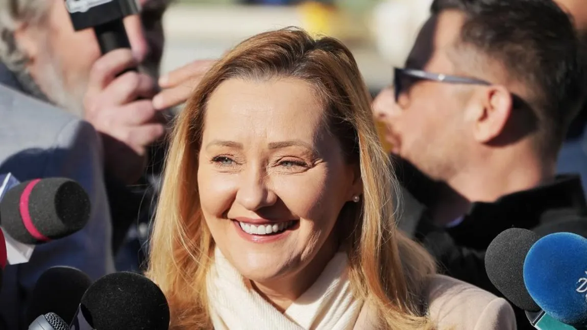 Alegeri parlamentare 2024. Elena Lasconi a votat la Câmpulung: 