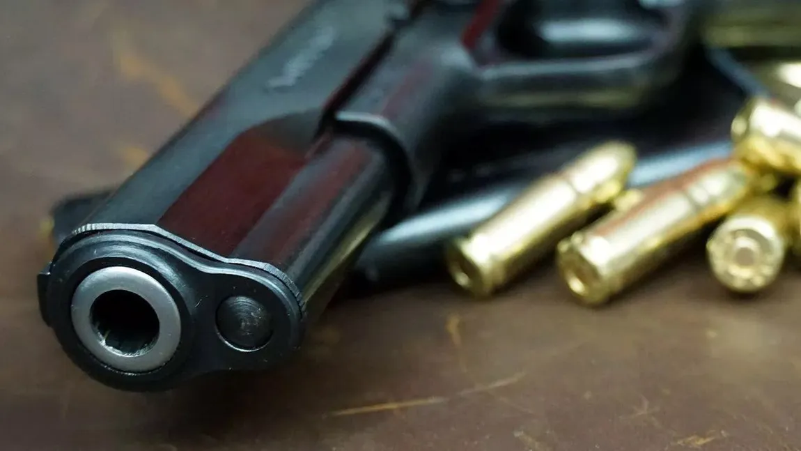 Un polițist de la IPJ Iași a fost găsit împușcat în cap. Avea doar 38 de ani