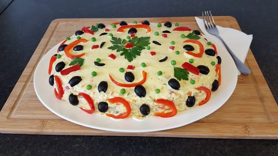 Cele mai frumoase modele de ornat salata de boeuf. Îți vei impresiona toți invitații la masa de sărbători