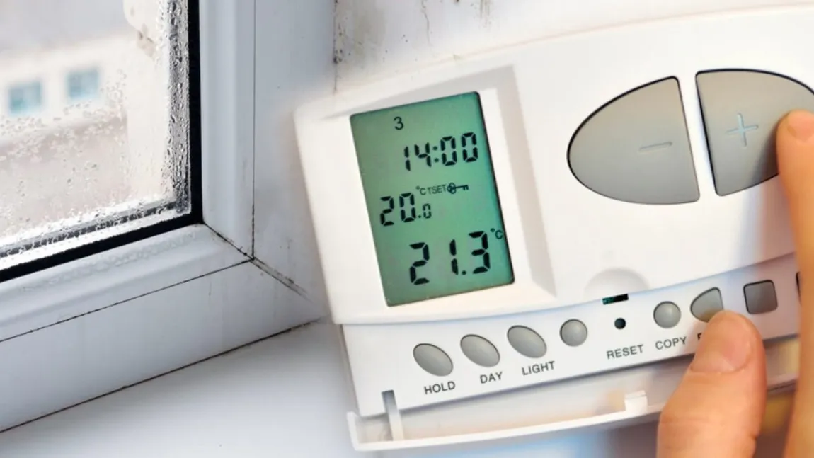Temperatura la care trebuie să setezi termostatul pentru a preveni umezeala. Trucul care te scapă de mucegai și condens