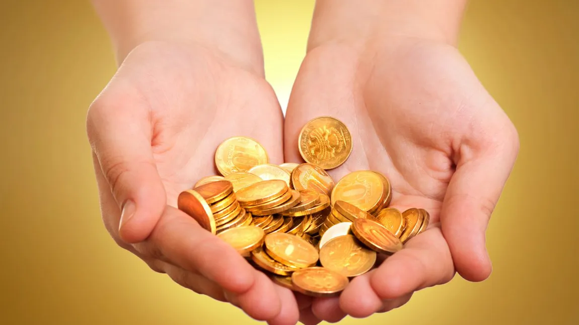 Aceste 3 ZODII au NOROC colosal la BANI în DECEMBRIE 2024. Magnetul financiar este alimentat de energiile universului
