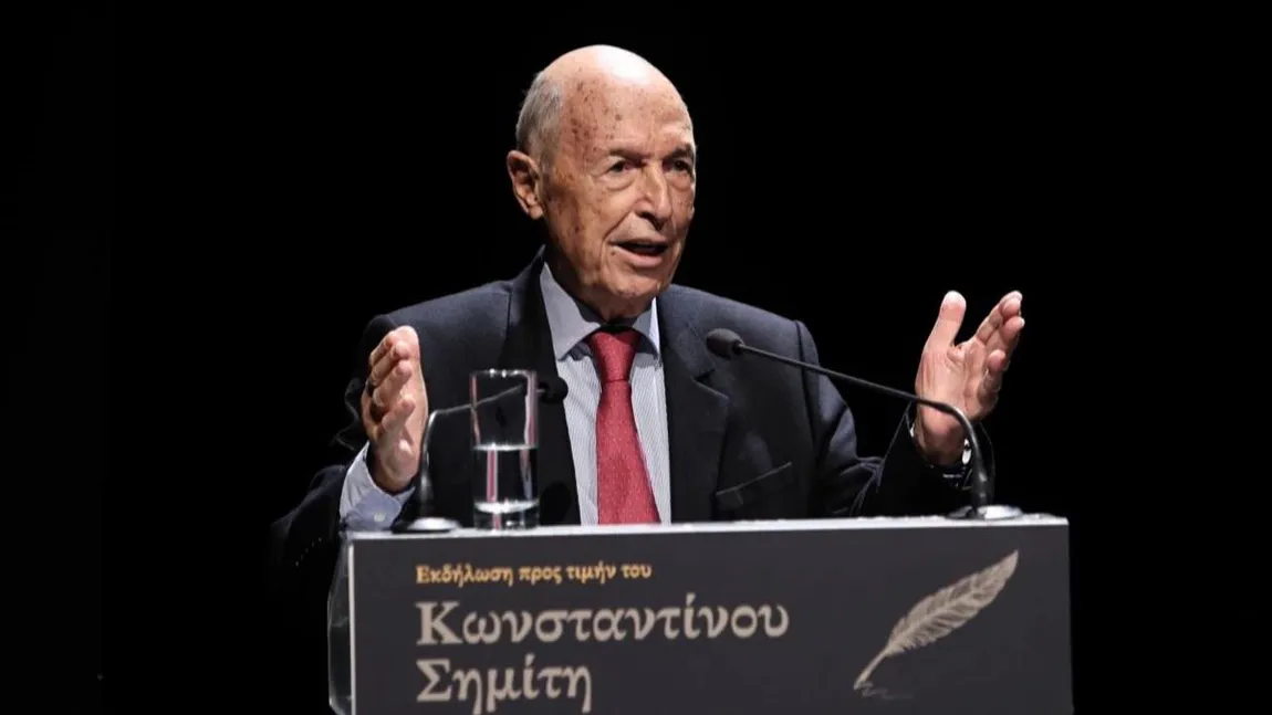 Fostul premier grec Costas Simitis a încetat din viață la 88 de ani. A fost decisiv pentru trecerea la moneda euro