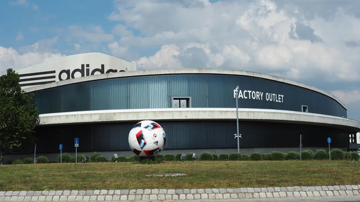 Restructurări masive în ianuarie 2025! Celebrul gigant dă afară oameni, deși vânzările Adidas au crescut cu 24%! Criza din Europa afectează tot mai multe țări