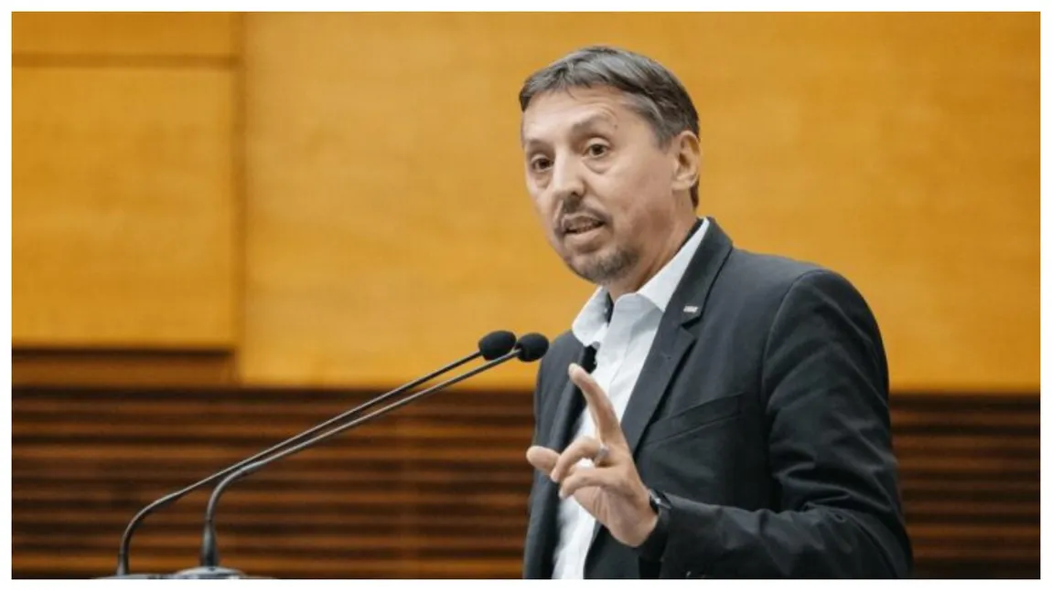 Ministrul Educației, vești sumbre pentru profesori. Salariile nu cresc și urmează restructurări