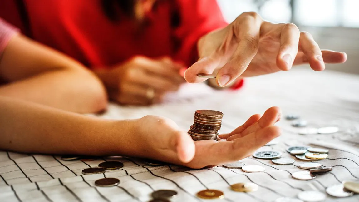 Cum îți poți proteja banii în 2025. Sfaturile unui trainer în educație financiară: 