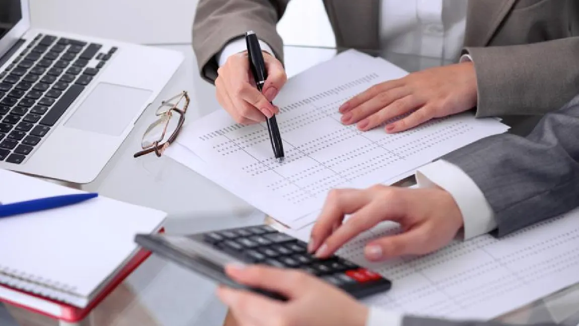 Angajații de la stat și privat care vor avea de suferit de la 1 martie 2025. Schimbarea care va afecta milioane de români