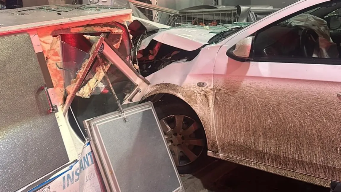 Un cetățean marocan a intrat cu mașina în fațada unei benzinării din Timişoara. Accident horror şi în Argeş