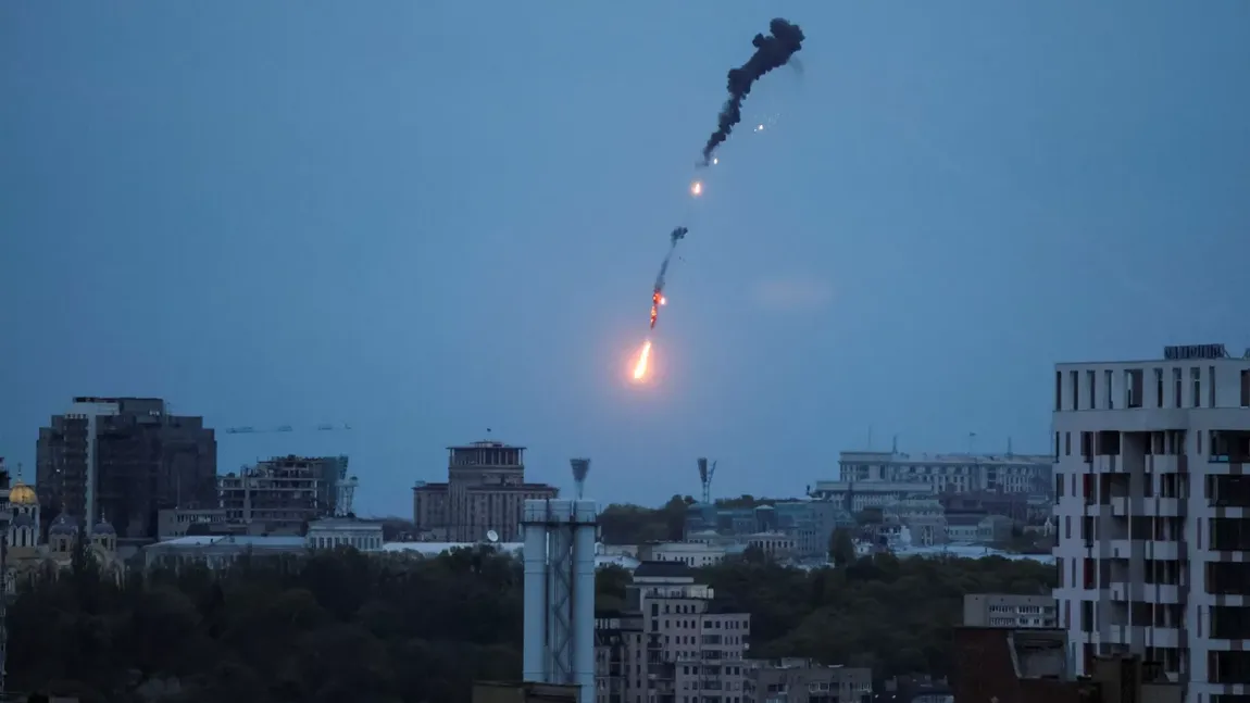 O persoană a fost ucisă în apropiere de Kiev, într-un nou atac cu drone al Rusiei