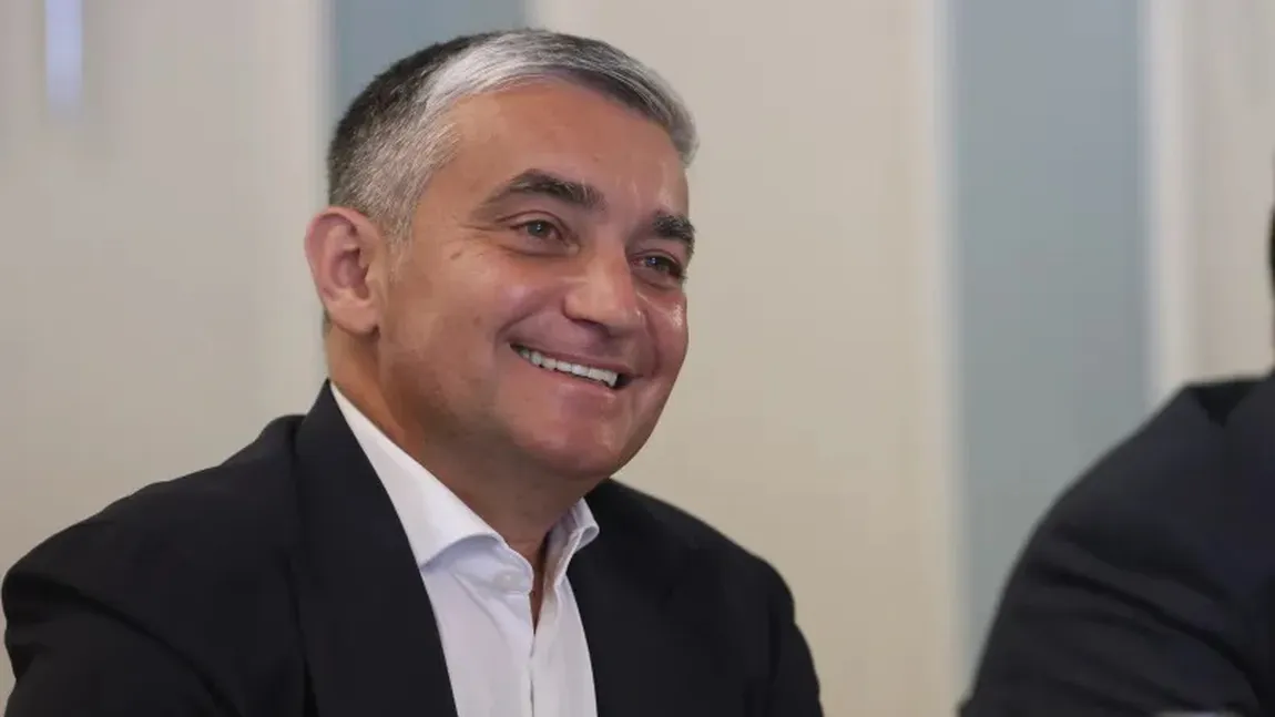 Primarul din Sinaia, control judiciar cu cauţiune de 600.000 de lei. Vlad Oprea este anchetat pentru o mită de aproape un milion de euro