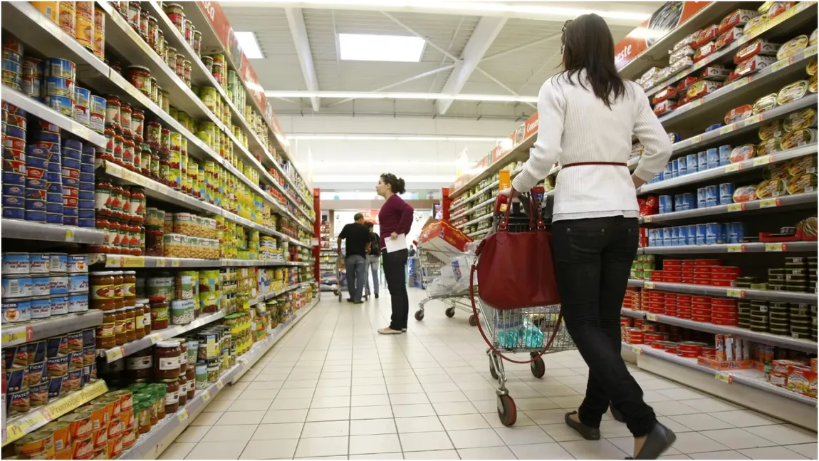 Retailerul care vrea să întreacă LIDL și Auchan! Clienții care așteaptă prea mult la coadă primesc bani. Mii de produse au prețuri de neratat
