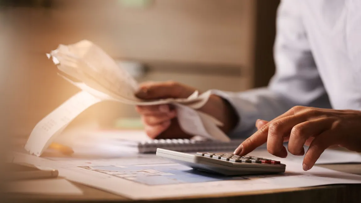 Se scumpește o taxă cu 35%! Cine trebuie să plătească 20.000 de lei în plus de la 1 septembrie 2025