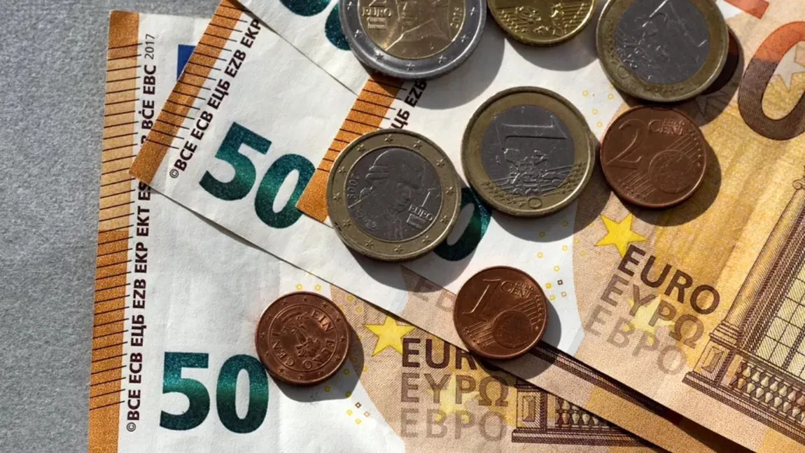 BNR, anunț major despre aurul românilor şi banii ţinuţi la saltea